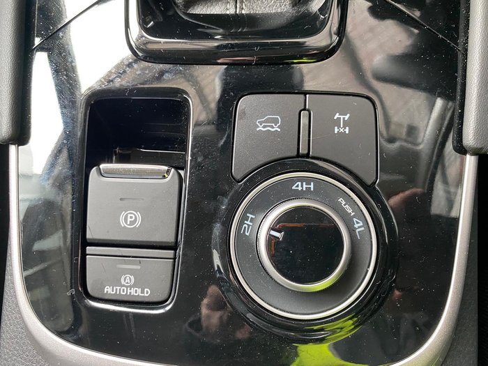 2025 Isuzu MU-X LS-U