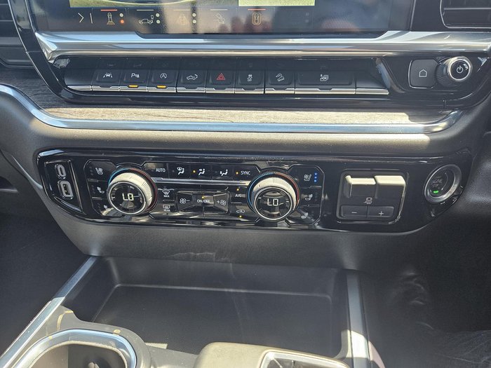 2025 Chevrolet Silverado 1500 LTZ Premium W/Tech Pack