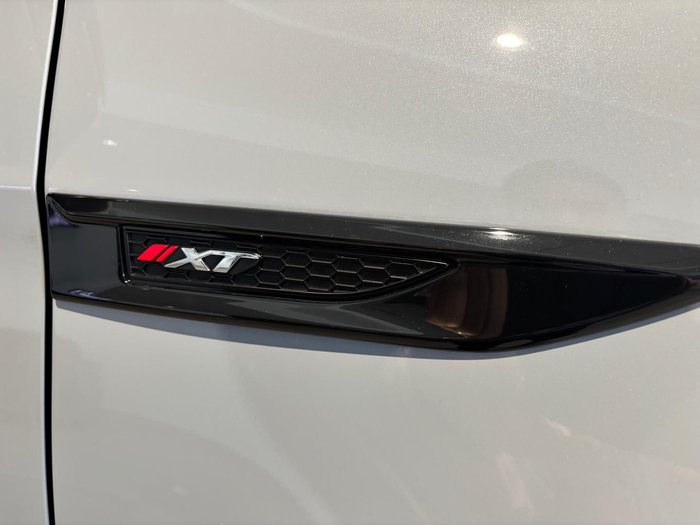 2025 Isuzu MU-X X-TERRAIN