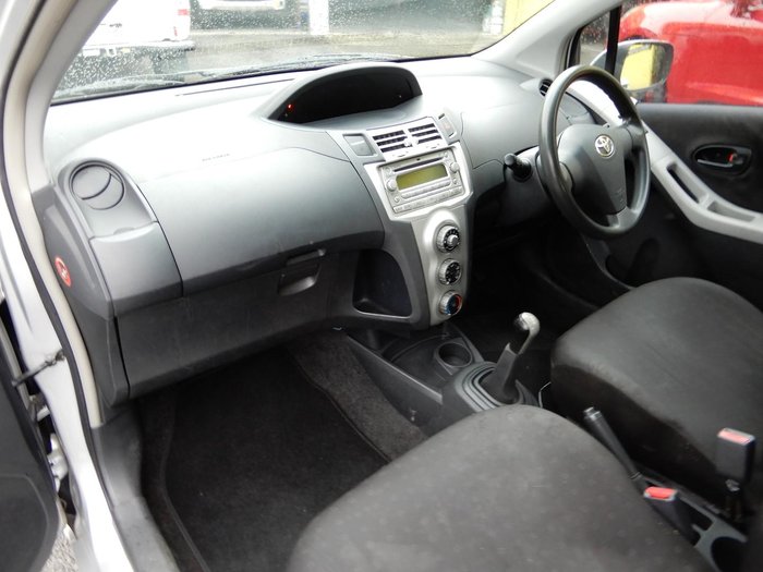 2005 Toyota Yaris YRS NCP91R Silver