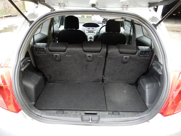 2005 Toyota Yaris YRS NCP91R Silver