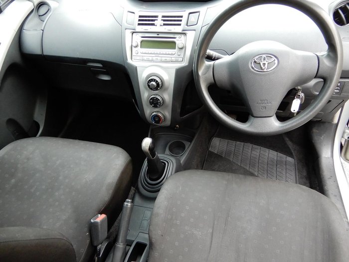 2005 Toyota Yaris YRS NCP91R Silver