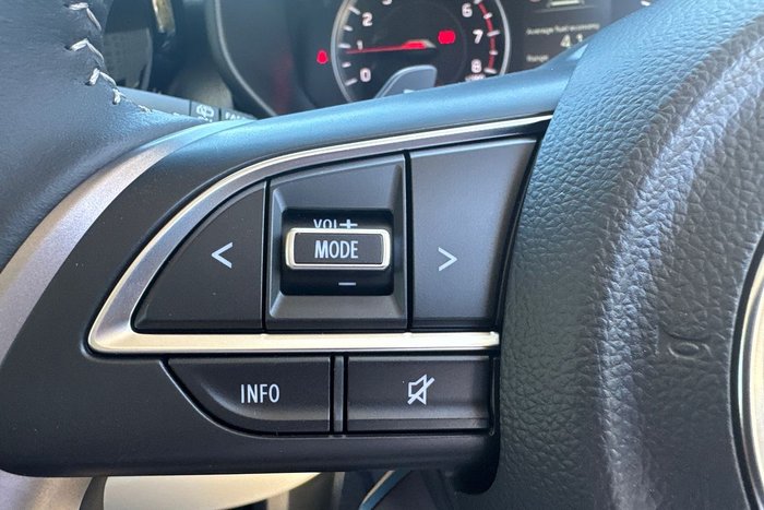 2025 Suzuki Swift Hybrid GLX