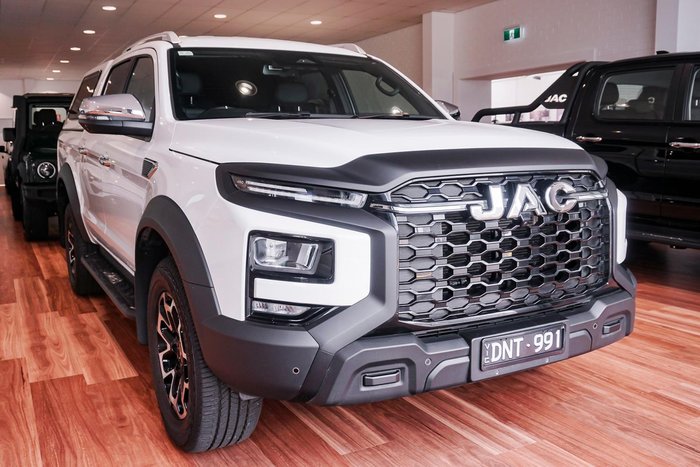 2024 JAC T9