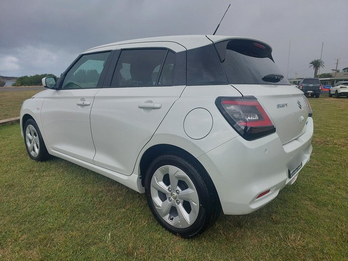 2024 Suzuki Swift Hybrid Plus