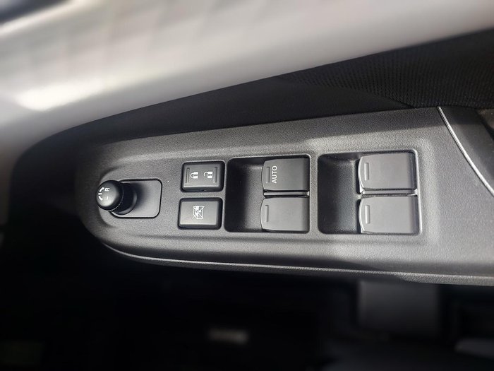 2024 Suzuki Swift Hybrid Plus