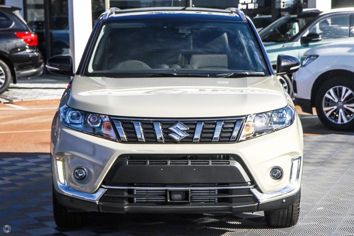 2024 Suzuki Vitara Turbo LY Series II Savannah Ivory