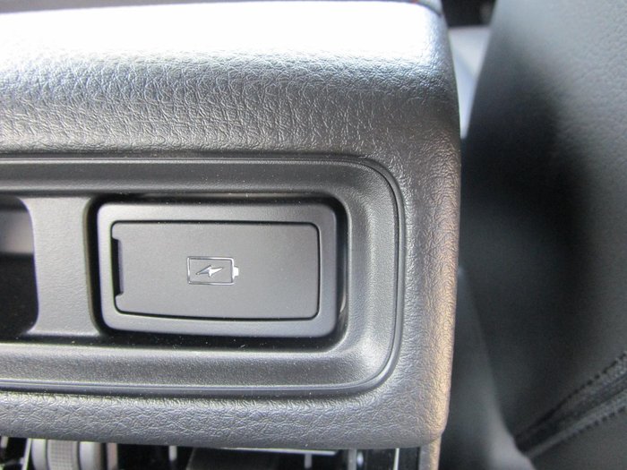 2025 Isuzu D-MAX X-TERRAIN