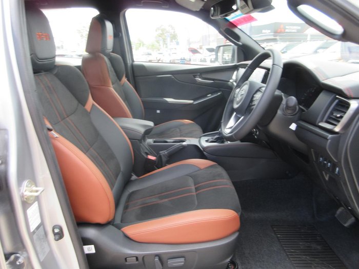 2025 Mazda BT-50 SP