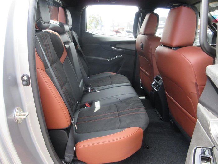 2025 Mazda BT-50 SP