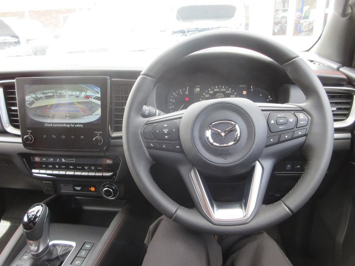 2025 Mazda BT-50 SP