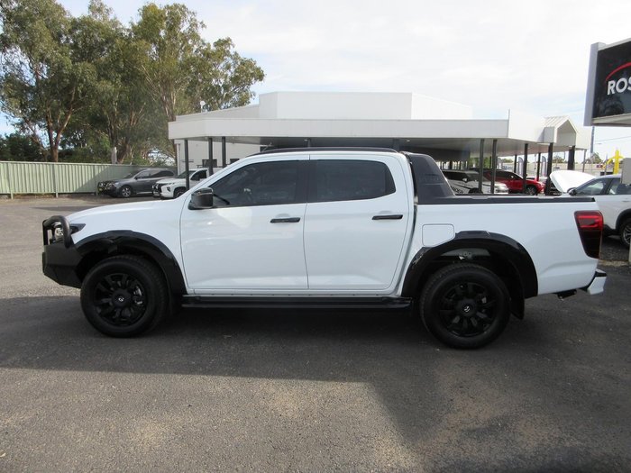 2025 Mazda BT-50 SP