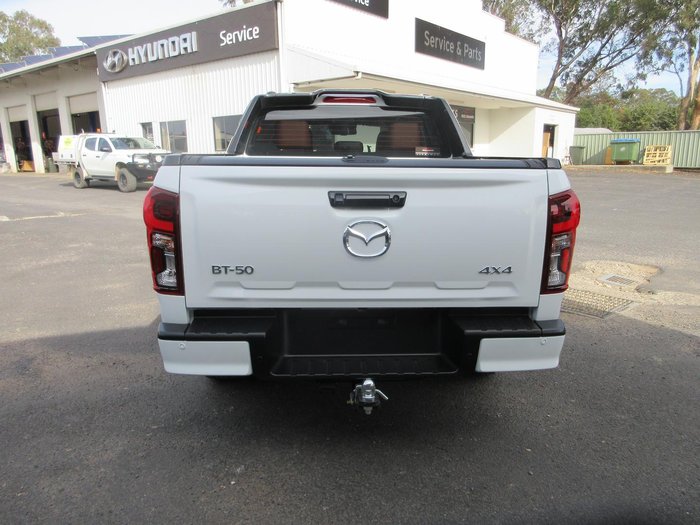 2025 Mazda BT-50 SP