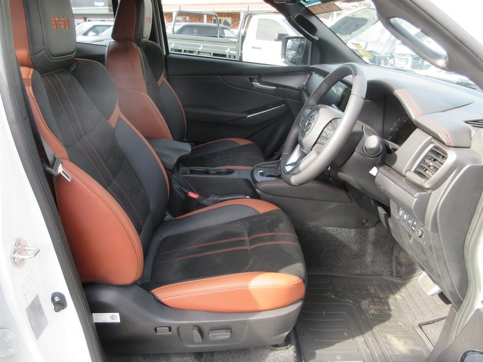 2025 Mazda BT-50 SP