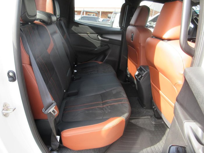 2025 Mazda BT-50 SP