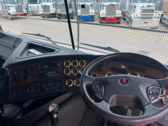 2021 Kenworth K200