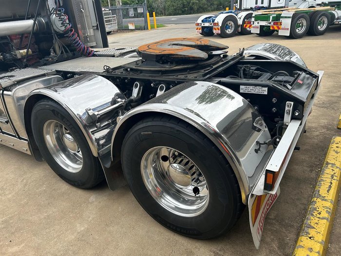 2021 Kenworth K200