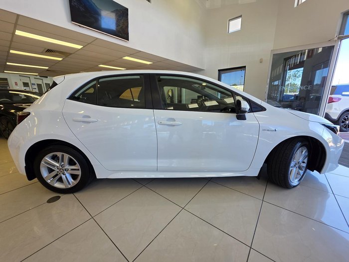 2020 Toyota Corolla Ascent Sport Hybrid ZWE211R Glacier White