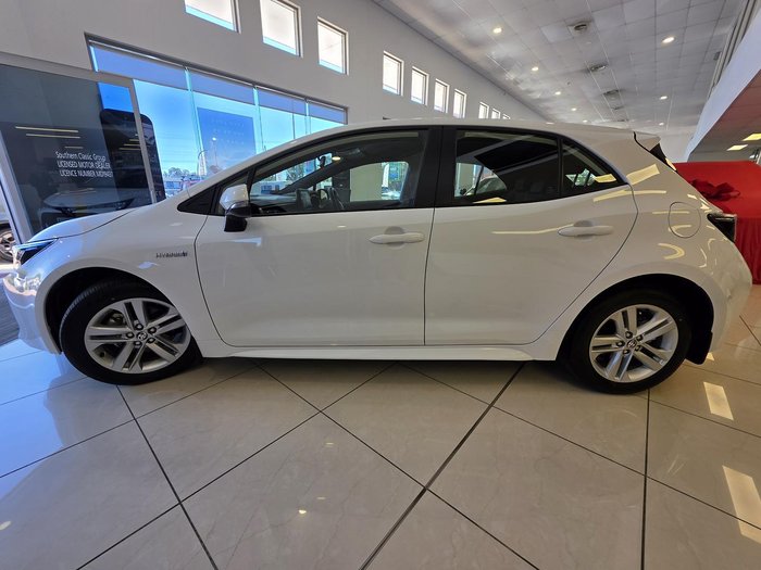 2020 Toyota Corolla Ascent Sport Hybrid ZWE211R Glacier White