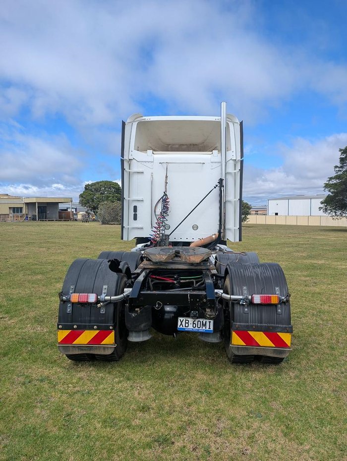 2018 Freightliner Century Class CST112