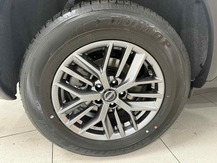 2025 Nissan X-TRAIL ST