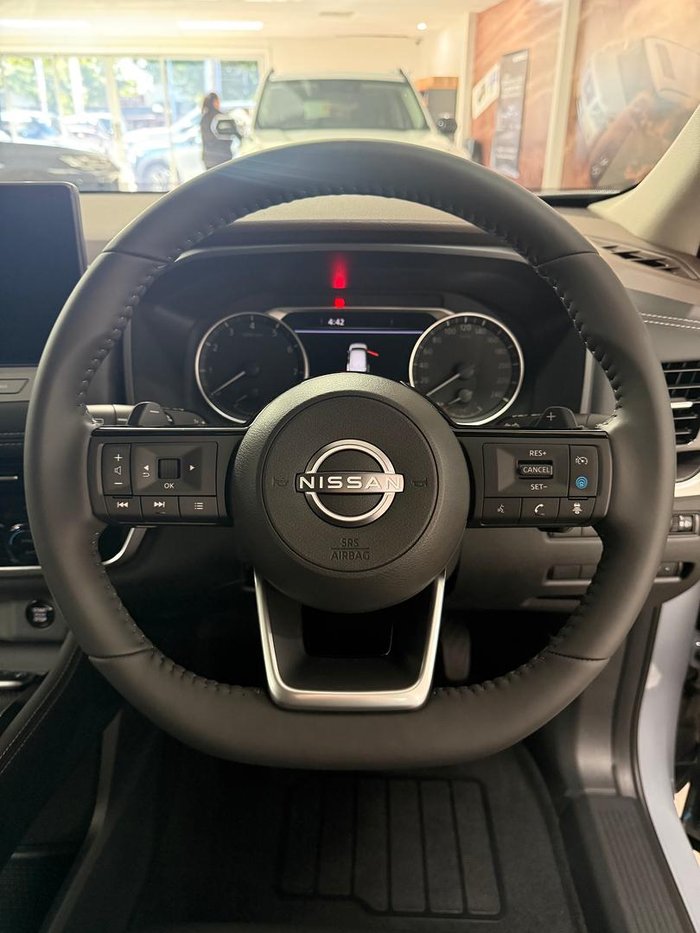 2025 Nissan X-TRAIL ST-L