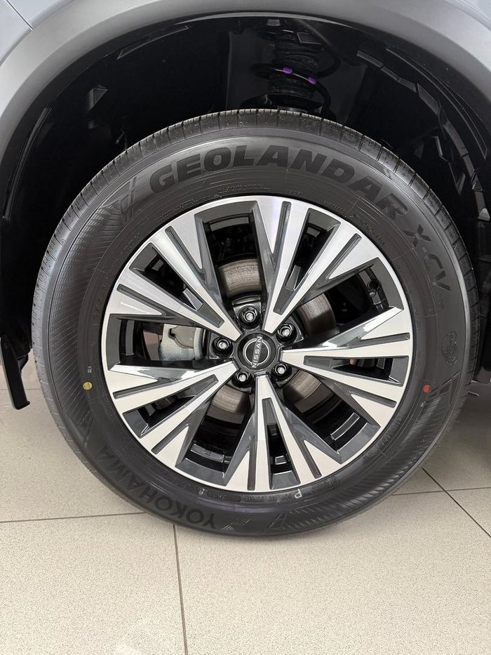 2025 Nissan X-TRAIL ST-L