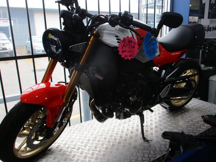 2024 Yamaha XSR900 (MTM850A) White