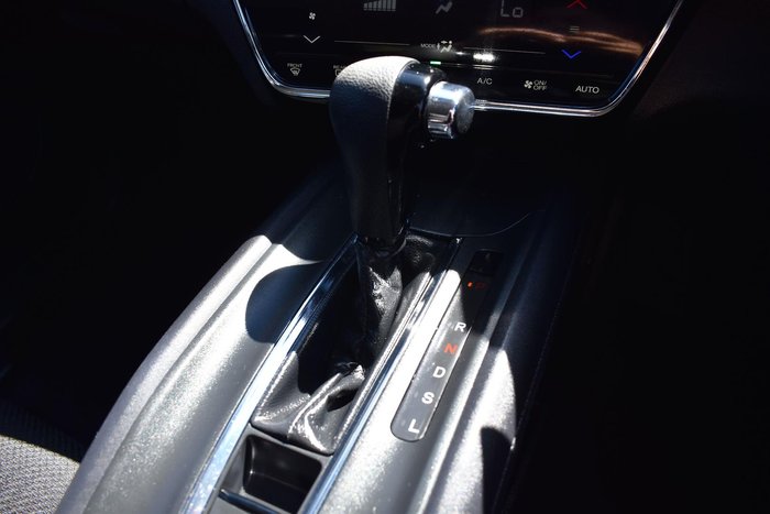 2016 Honda HR-V VTi-S