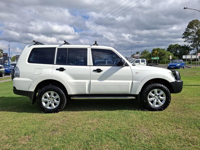 2010 Mitsubishi Pajero GLX