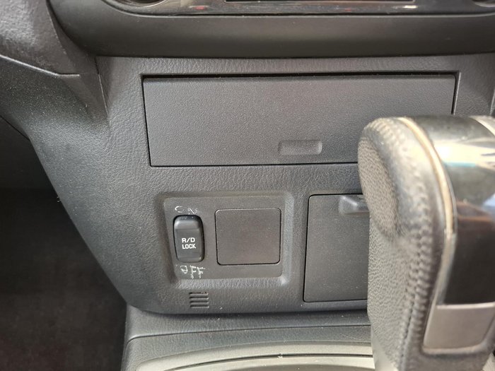 2010 Mitsubishi Pajero GLX