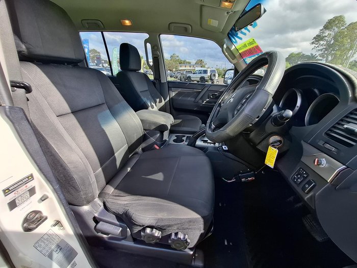 2010 Mitsubishi Pajero GLX