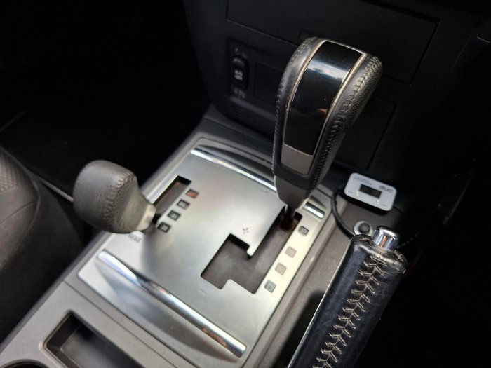 2010 Mitsubishi Pajero GLX