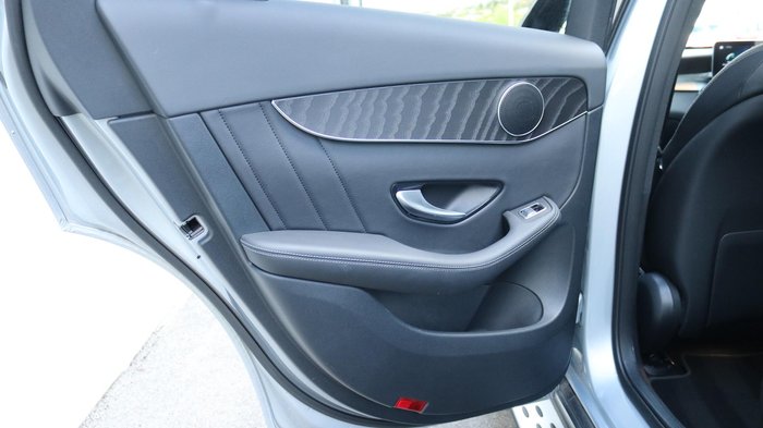 2022 Mercedes-Benz GLC-Class GLC300