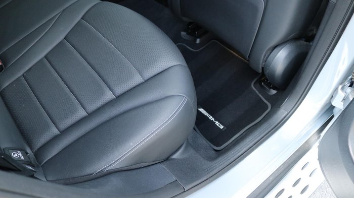 2022 Mercedes-Benz GLC-Class GLC300