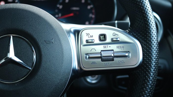 2022 Mercedes-Benz GLC-Class GLC300