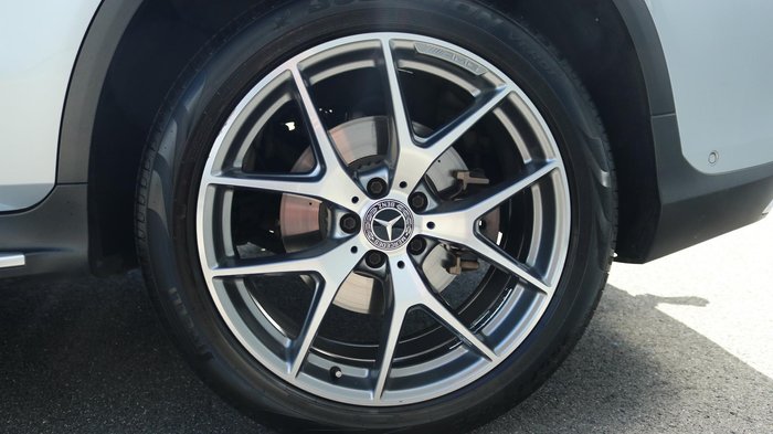 2022 Mercedes-Benz GLC-Class GLC300