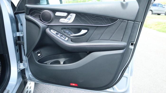 2022 Mercedes-Benz GLC-Class GLC300