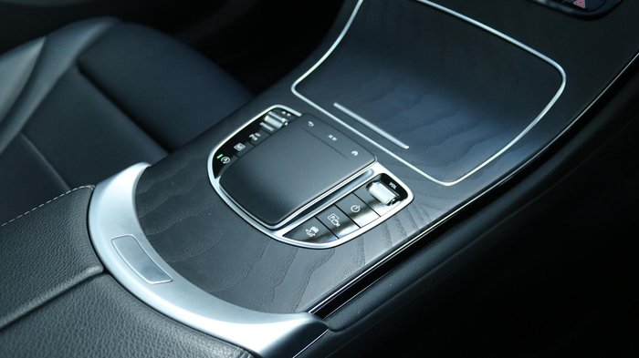 2022 Mercedes-Benz GLC-Class GLC300