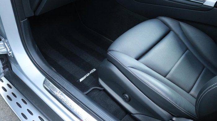 2022 Mercedes-Benz GLC-Class GLC300