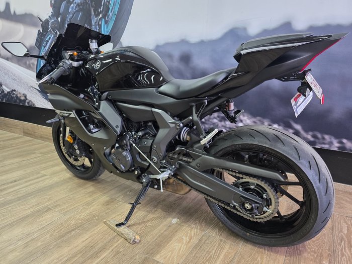 2024 Yamaha YZF-R7HO Black