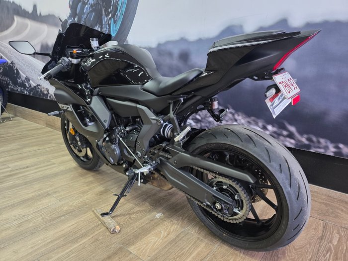 2024 Yamaha YZF-R7HO Black