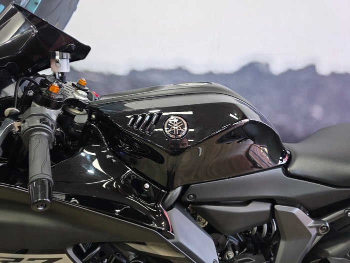2024 Yamaha YZF-R7HO Black
