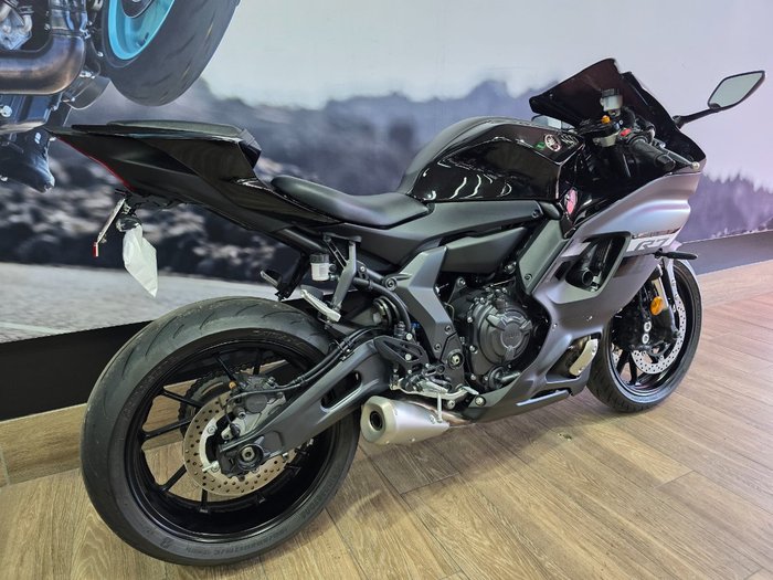 2024 Yamaha YZF-R7HO Black