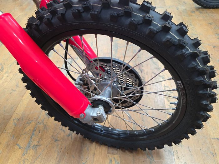 2025 Honda CRF450R Red