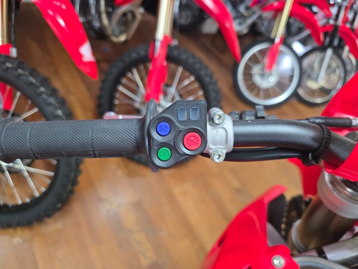 2025 Honda 2025 Honda 250CC CRF250R Red