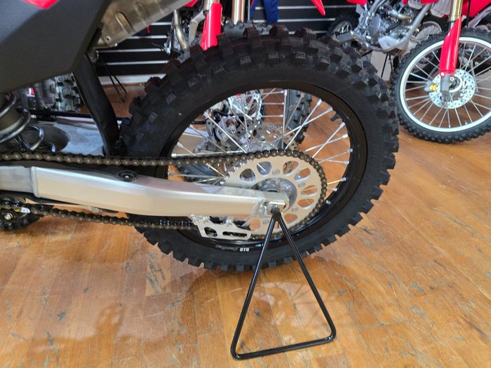 2025 Honda 2025 Honda 250CC CRF250R Red