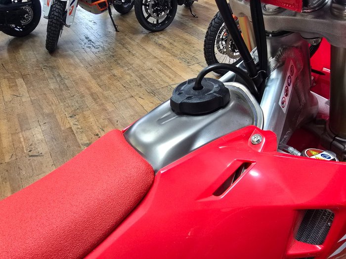 2024 Honda CRF450R Red