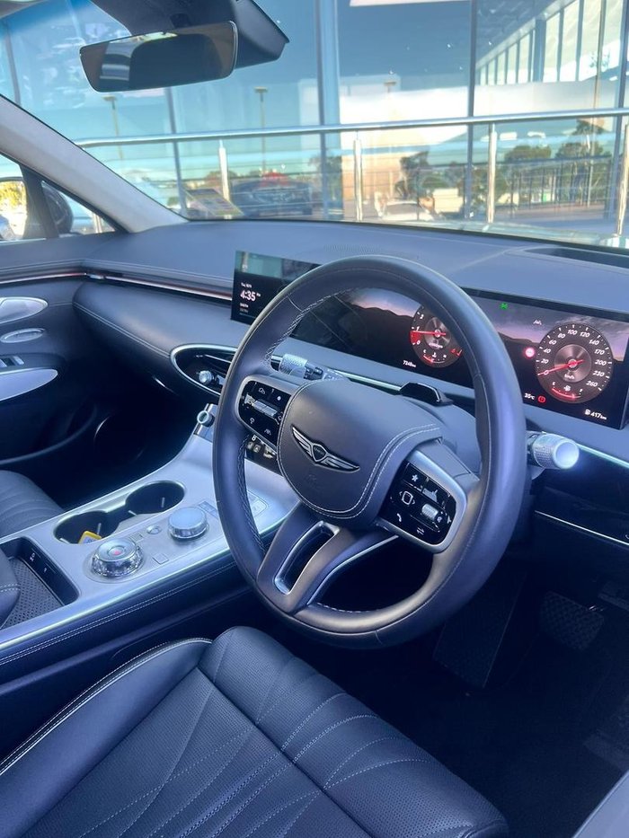 2025 Genesis GV70 2.5T SIGNATURE