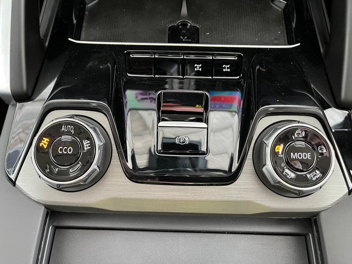 2025 LDV D90 Executive